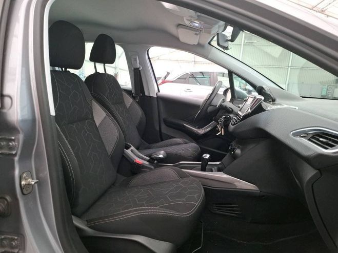 Peugeot 2008 1.6 BlueHDi 100ch Active Business S&S ET GRIS F de 2017