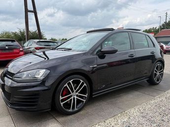  Voir détails -Volkswagen Golf 2.0 16V TDI CR FAP BlueMotion - 184 VII  à Burnhaupt-le-Haut (68)