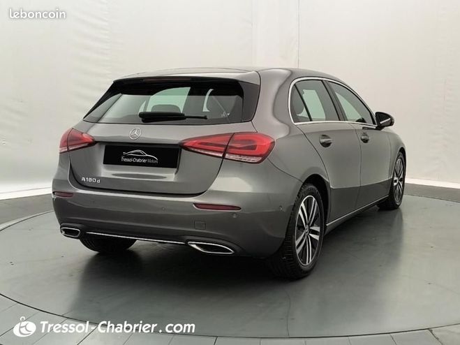 Mercedes Classe A 180 d 8G-DCT AMG Line Gris de 2021