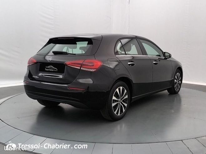 Mercedes Classe A 250 e 8G-DCT Style Line Noir de 2022