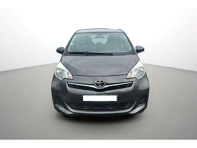 Toyota Verso 100 VVT-i Dynamic BVA Gris fonc de 2012