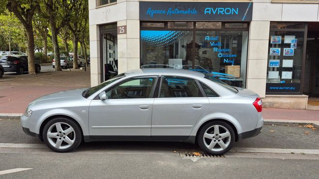 Audi A4 II 2.0 AMBITION LUXE MULTITRONIC Gris Clair Mtallis de 2004