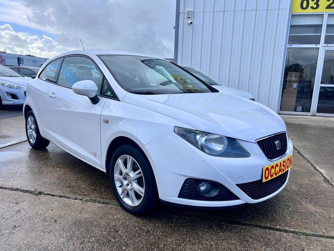 Seat Ibiza 1,2 12V TDI 75CH REFERENCE. / DISTRI OK Blanc de 2011