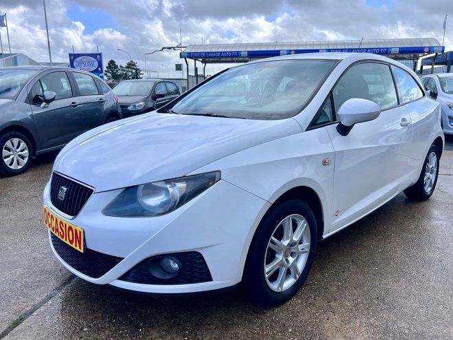 Seat Ibiza 1,2 12V TDI 75CH REFERENCE. / DISTRI OK Blanc de 2011