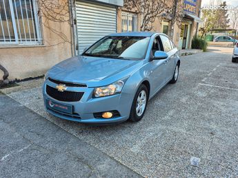  Voir détails -Chevrolet Cruze is 1.6l 113 cv 2010 à Biot (06)
