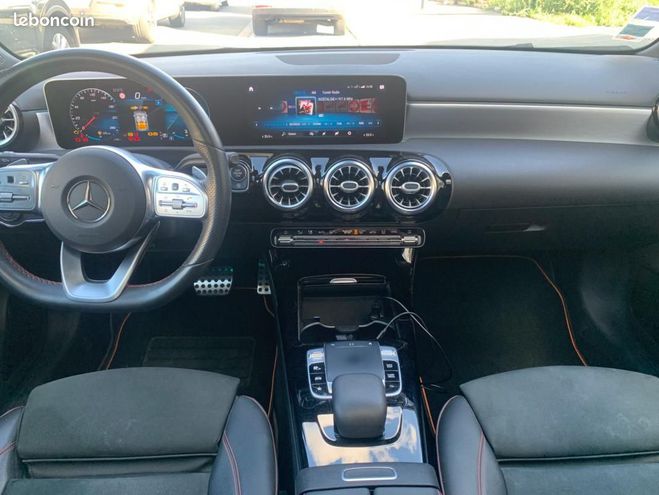 Mercedes Classe A LIMOUSINE 1.5 180 D 115 AMG LINE 7G-DCT  Blanc de 2019