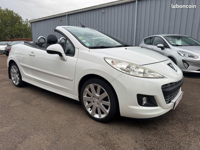 Peugeot 207 CC 1.6 HDI 110 CH Feline Blanc de 2013