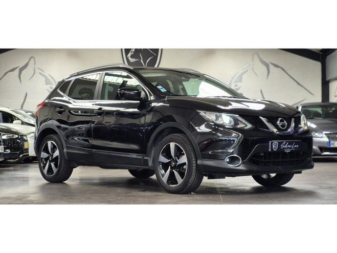Nissan Qashqai 1.5 dCi - 110 N-Connecta / HISTORIQUE NOIR de 2016