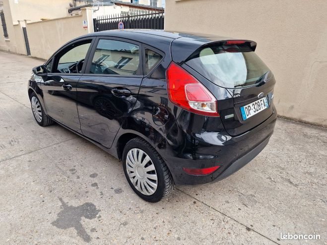 Ford Fiesta 1.0 ecoboost essence 100ch garantie 12-m Noir de 2015