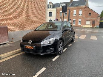  Voir détails -Volkswagen Golf 1.2 TSI 85 BLUEMOTION TREND LINE RADAR A à Amiens (80)
