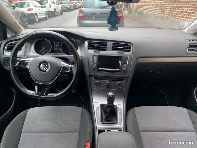 Volkswagen Golf 1.2 TSI 85 BLUEMOTION TREND LINE RADAR A Noir de 2015