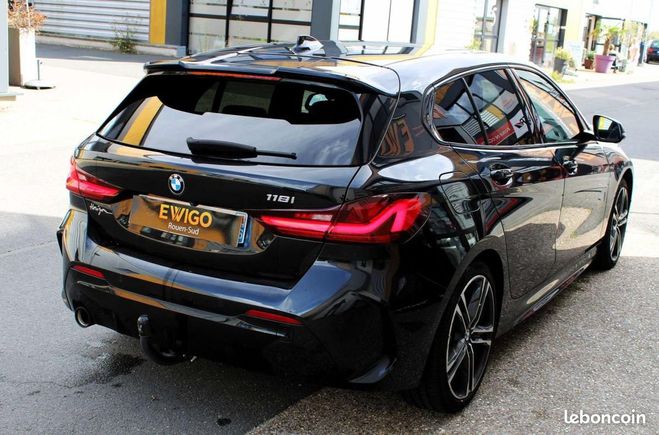 BMW Serie 1 III (F40) 118 iA 136 CH M SPORT DKG7   T Noir de 2021