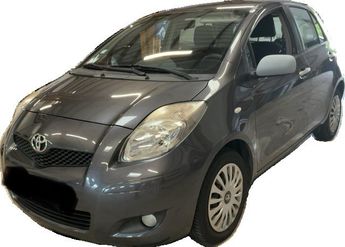  Voir détails -Toyota Yaris 100 VVT-I CONFORT PACK MMT 5P à Cannes (06)