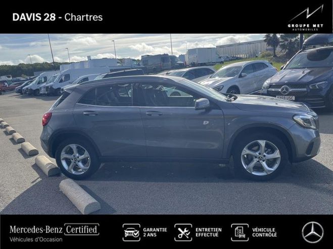 Mercedes Classe GLA 200 Sensation 7G-DCT Gris Montagne de 2017