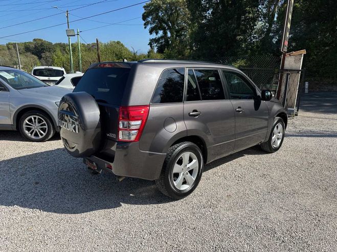 Suzuki Grand Vitara II 1.9 DDIS 130 5P CROSSOVER 89600KMS GRIS de 2011