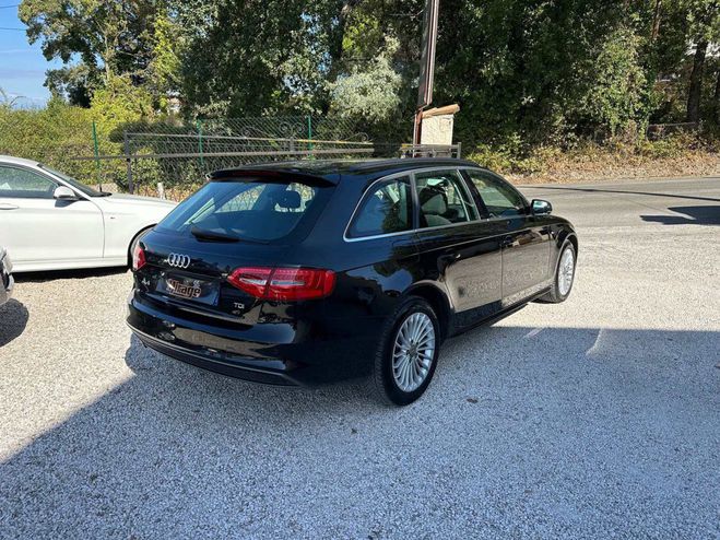 Audi A4 A4 IV (2) AVANT 2.0 TDI 150 S LINE MULTI NOIR de 2014