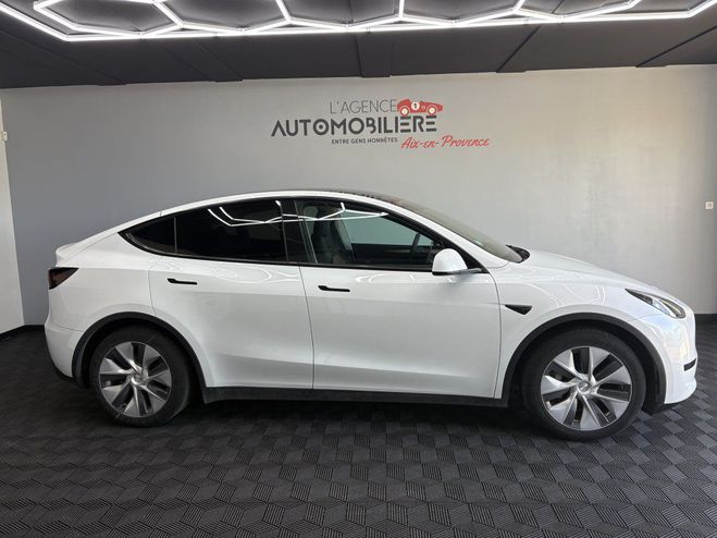 Tesla Model Y Standard Range 299CV RWD Blanc de 2023