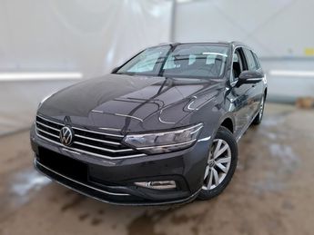  Voir détails -Volkswagen Passat SW BUSINESS SW 2.0 TDI EVO SCR 122 DSG7 à Saint-Paul-ls-Romans (26)