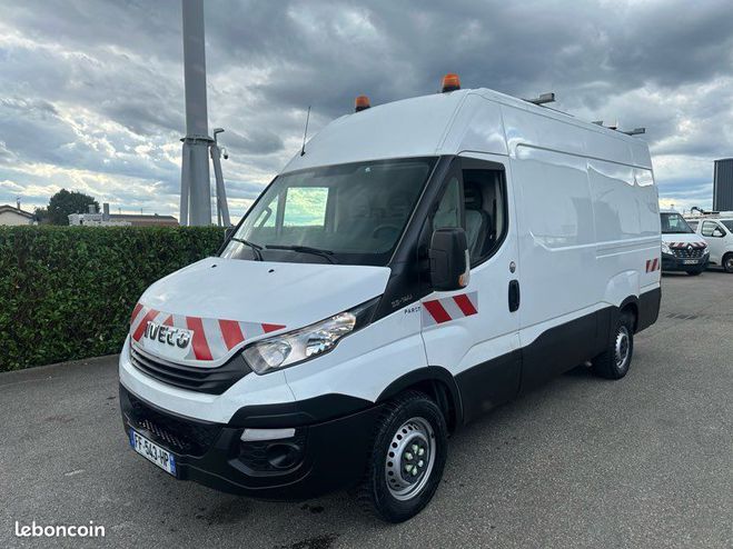 Iveco Daily 15490 ht 35s14 fourgon atelier l2h2  de 2019