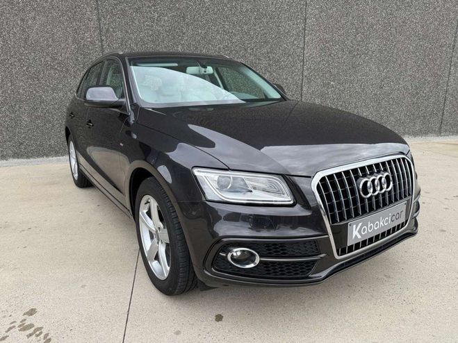 Cliquer pour voir la photo suivante Audi Q5 2.0 TDi S line--30.000 KM--GPS--GPS--GAR Gris Métallisé de