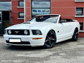  Voir détails -Ford Mustang 4.6 V8 GT Cabriolet à Bourg-ls-Valence (26)