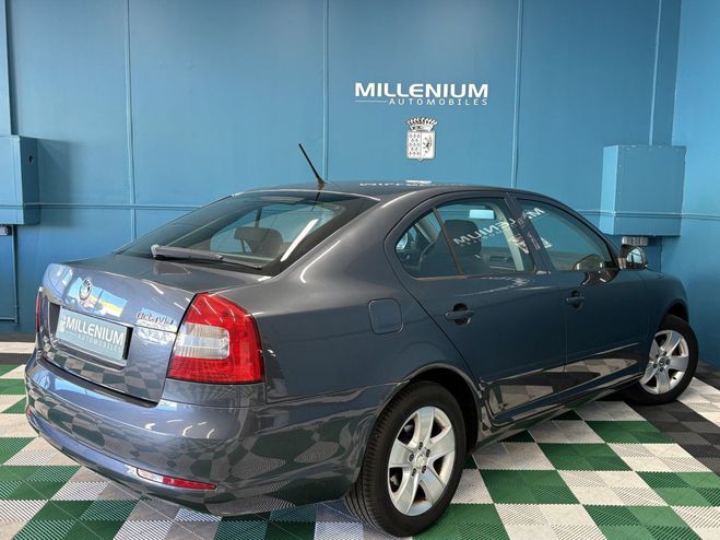 Skoda Octavia 1.6 TDI105 CR FAP AMBITION Gris F de 2011