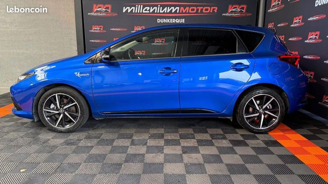 Toyota Auris collection hybride 136 cv bv cvt garanti Bleu de 2019