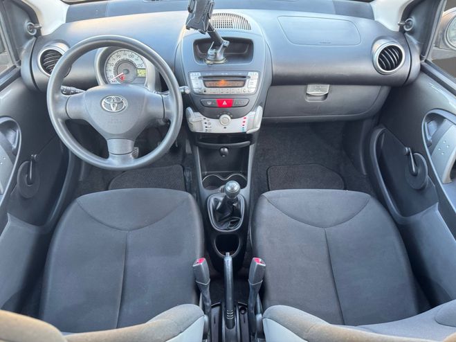 Toyota Aygo MC 1.0 VVT-i Active Marron de 2012