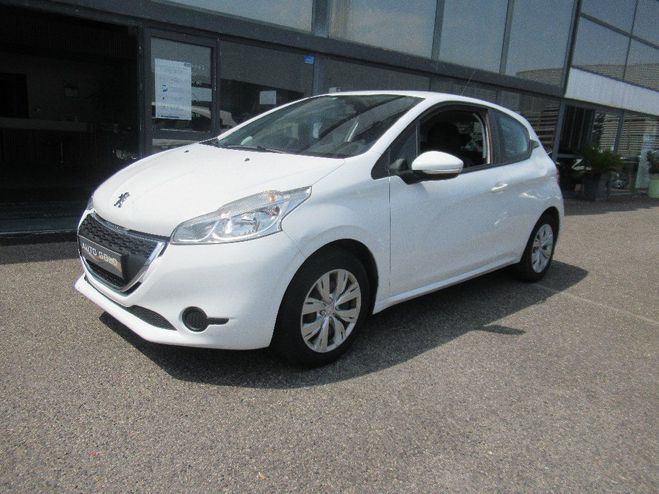 Peugeot 208 1.4 HDi 68ch BVM5 Active Blanc de 2015