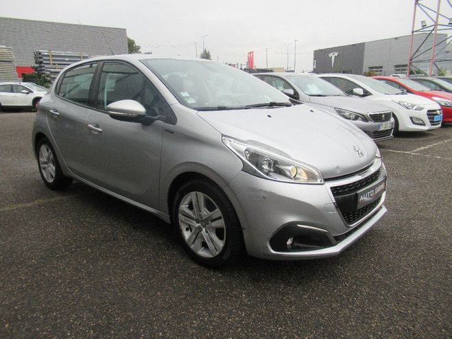 Peugeot 208 PureTech 82ch SetS BVM5 Signature Gris Clair de 2018