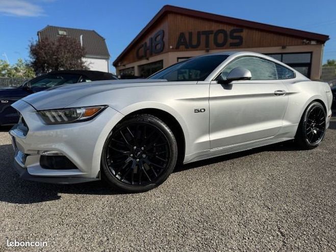 Ford Mustang v8 5.0 fastback 1ere main pack mremium 2 Argent de 2017