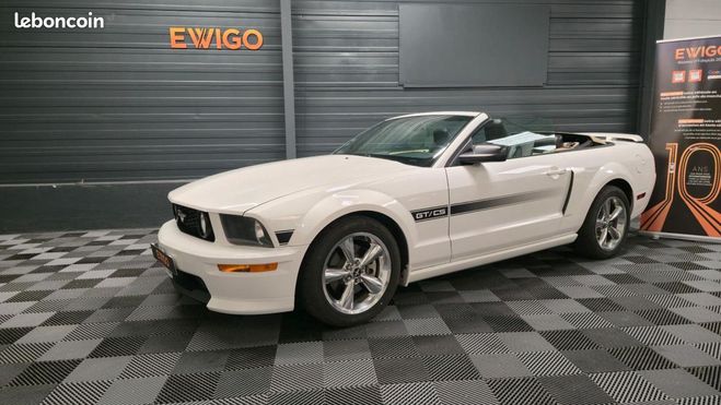Cliquer pour voir la photo suivante Ford Mustang 4.6 300 GT CALIFORNIA SPECIAL Blanc de 2007