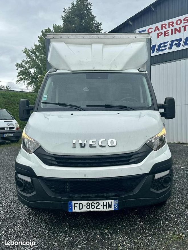Iveco Daily Caisse 35-160C 2.3 Multijet 20m3 TVA Rc Blanc de 2019