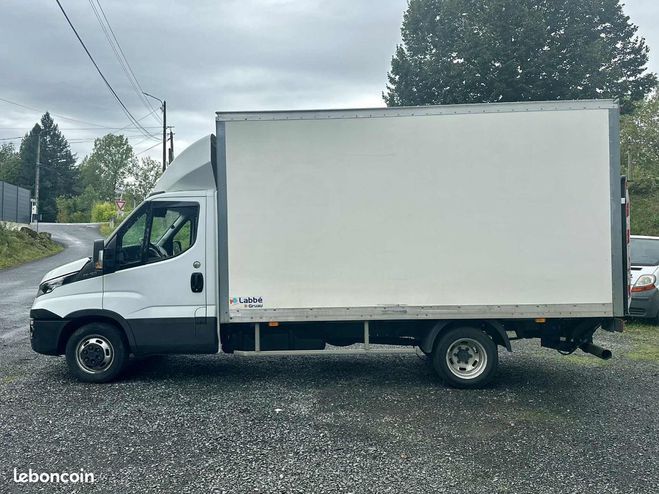 Iveco Daily Caisse 35-160C 2.3 Multijet 20m3 TVA Rc Blanc de 2019