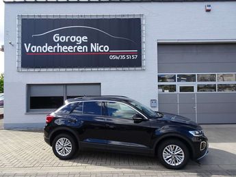  Voir détails -Volkswagen T Roc 1.0TSi Style VIRTUAL,CARPLAY,FULL LED,NA à Kuurne (85)
