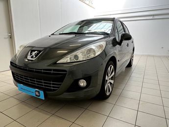  Voir détails -Peugeot 207 1.6 HDi112 FAP Fline 5p à Tonnay-Charente (17)