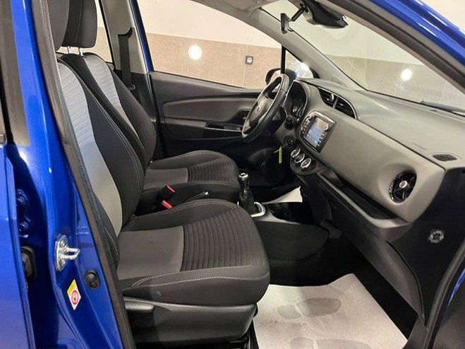 Toyota Yaris IV 70 VVT-I FRANCE 1ere main 68000kms BLEU de 2019