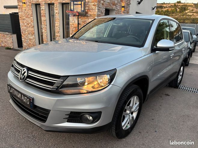 Volkswagen Tiguan (2) 2.0 TDI 110 Sportline Gris de 2012
