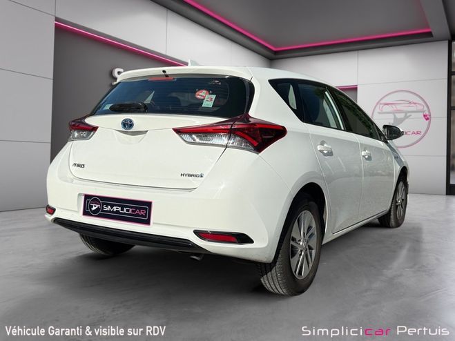 Toyota Auris RC18 Hybride 136h Tendance entretien lim Blanc de 2018