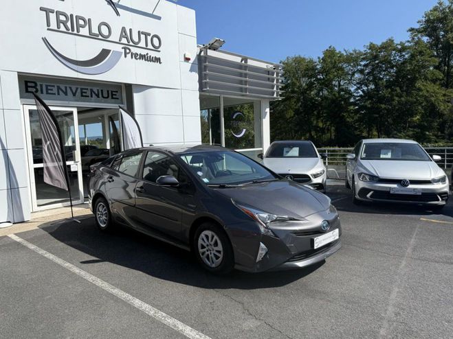 Toyota Prius VVT-i et Moteur lctrique 122h IV 2016  GRIS FONCE de 2017
