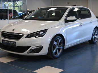  Voir détails -Peugeot 308 1.2 PureTech 130ch S&S EAT6 Allure à Saint-Saturnin (72)