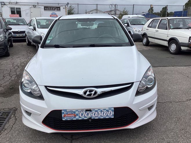 Cliquer pour voir la photo suivante Hyundai I30 1.4 Classic Blanc Laqué de 2011