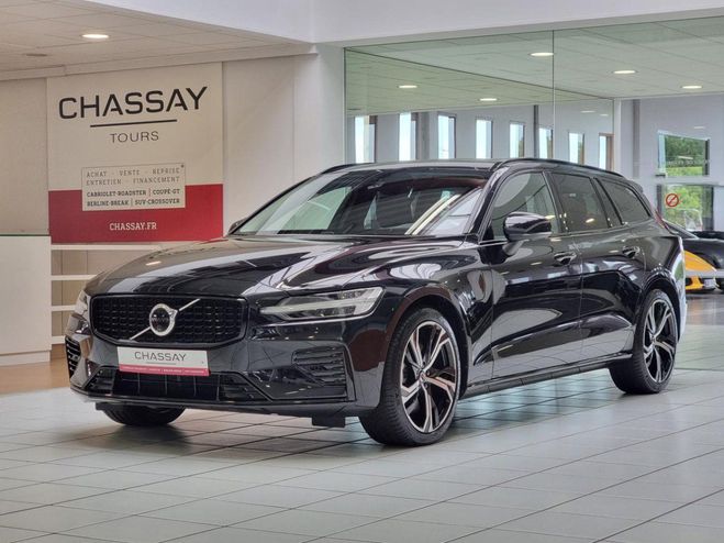 Volvo V60 II (2) T6 AWD HYBRIDE RECHARGEABLE 253 C Noir de 2025