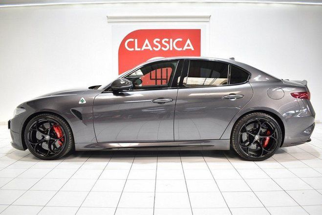 Alfa romeo Giulia Quadrifoglio Verde Grigio Mtallis 035 de 2019
