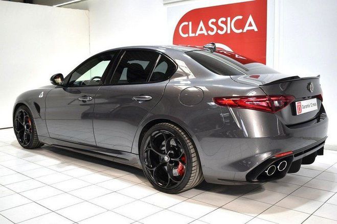 Alfa romeo Giulia Quadrifoglio Verde Grigio Mtallis 035 de 2019