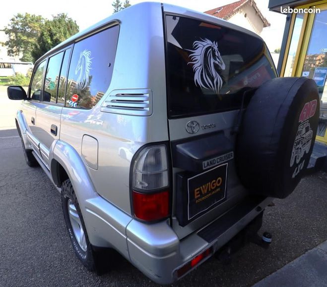 Toyota Land Cruiser 90 3.0 D4D 165 TS VX 4X4 Gris de 2002