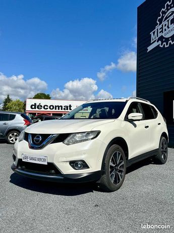  Voir détails -Nissan X Trail 1.6 DCI 130ch 4x4 TEKNA à Varetz (19)