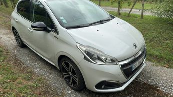  Voir détails -Peugeot 208 1.6 BLUEHDI 100CH GT LINE S&S 5P à Voreppe (38)