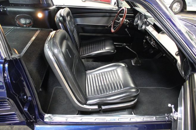 Ford Mustang FASTBACK  de 1967