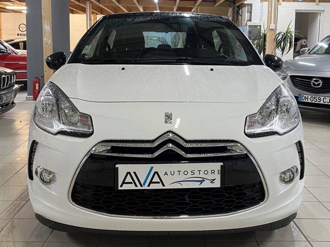 Citroen DS3 1.4 VTI 95 - CHIC - MOTEUR  CHAINE BLANC de 2011